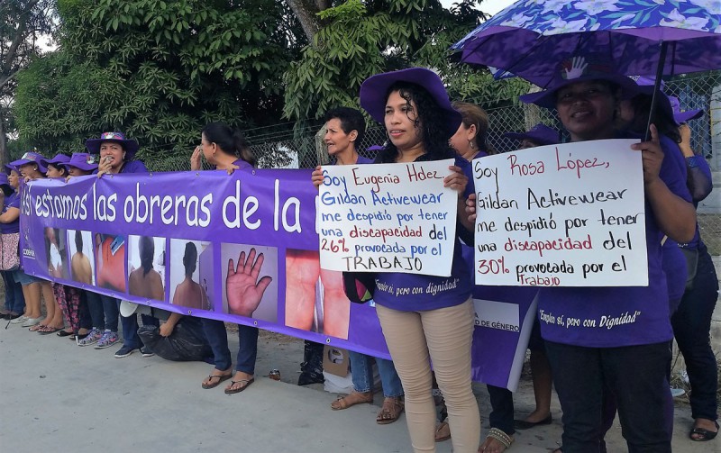 CODEMUH members protest unfair firings and unsafe workplaces in Honduras